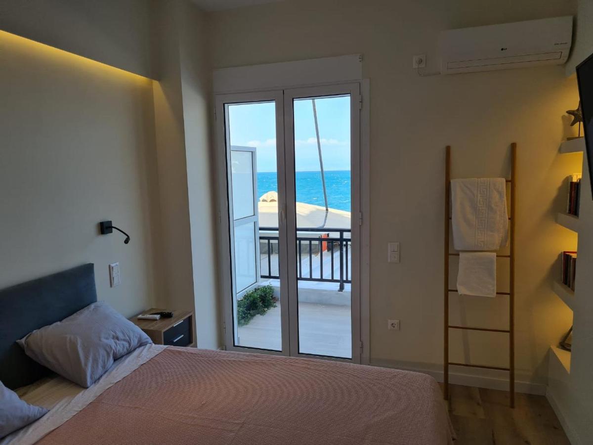 Grace Seaside Apartamento Loutráki Exterior foto