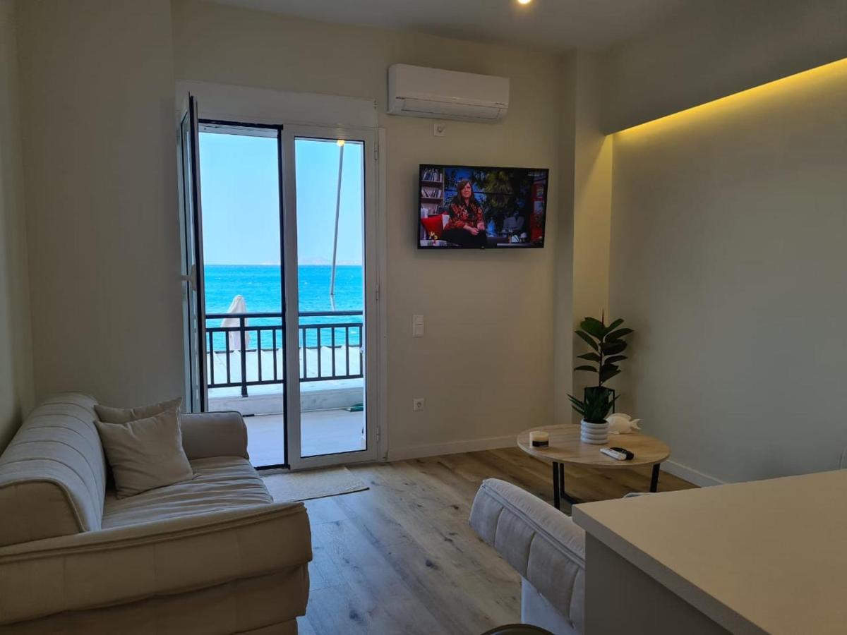 Grace Seaside Apartamento Loutráki Exterior foto